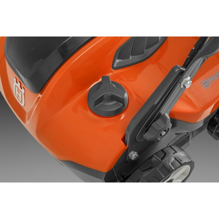 Scarificator electric HUSQVARNA S 138C Scarificator electric HUSQVARNA S 138C