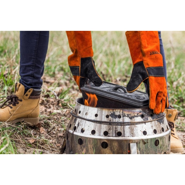 Tava fonta cu capac Petromax K4 - 2,4 litri Tava fonta cu capac Petromax K4 - 2,4 litri