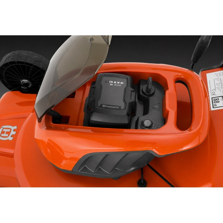 Mașină de tuns gazon Husqvarna LC 142iS, 42 cm