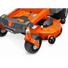 Tractor de tuns gazon Zero-Turn Husqvarna Z242 F, motor Kawasaki 726 cm³, sistem de tăiere ClearCut™ 106,7 cm, viraj pe loc