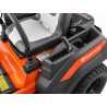 Tractor de tuns gazon Zero-Turn Husqvarna Z242 F, motor Kawasaki 726 cm³, sistem de tăiere ClearCut™ 106,7 cm, viraj pe loc