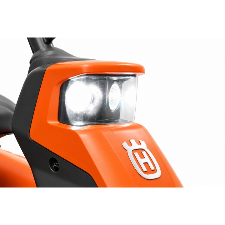 Husqvarna Rider R 216T AWD, 4x4, motor 586 cm³ - Fără masă de tăiere