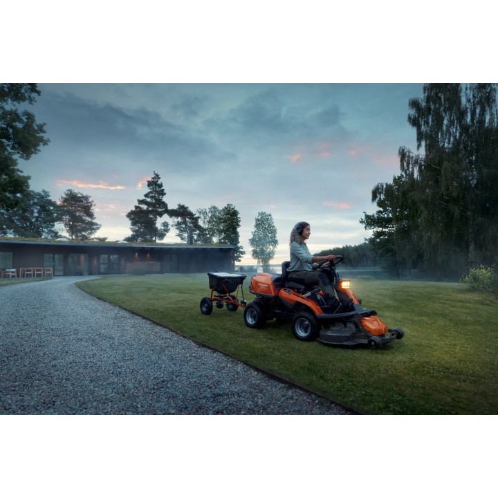 Husqvarna Rider R 216T AWD, 4x4, motor 586 cm³ - Fără masă de tăiere