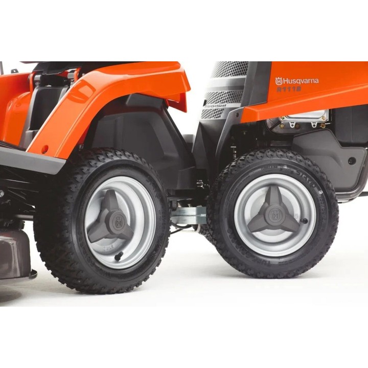 Tractor de tuns gazon Husqvarna Rider R 112C, Motor 413 cm³, Masă Combi 85 cm inclusă, Transmisie hidrostatică